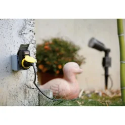 Außensteckdosen-Zwischenstecker mit Ein/Aus-Schalter
