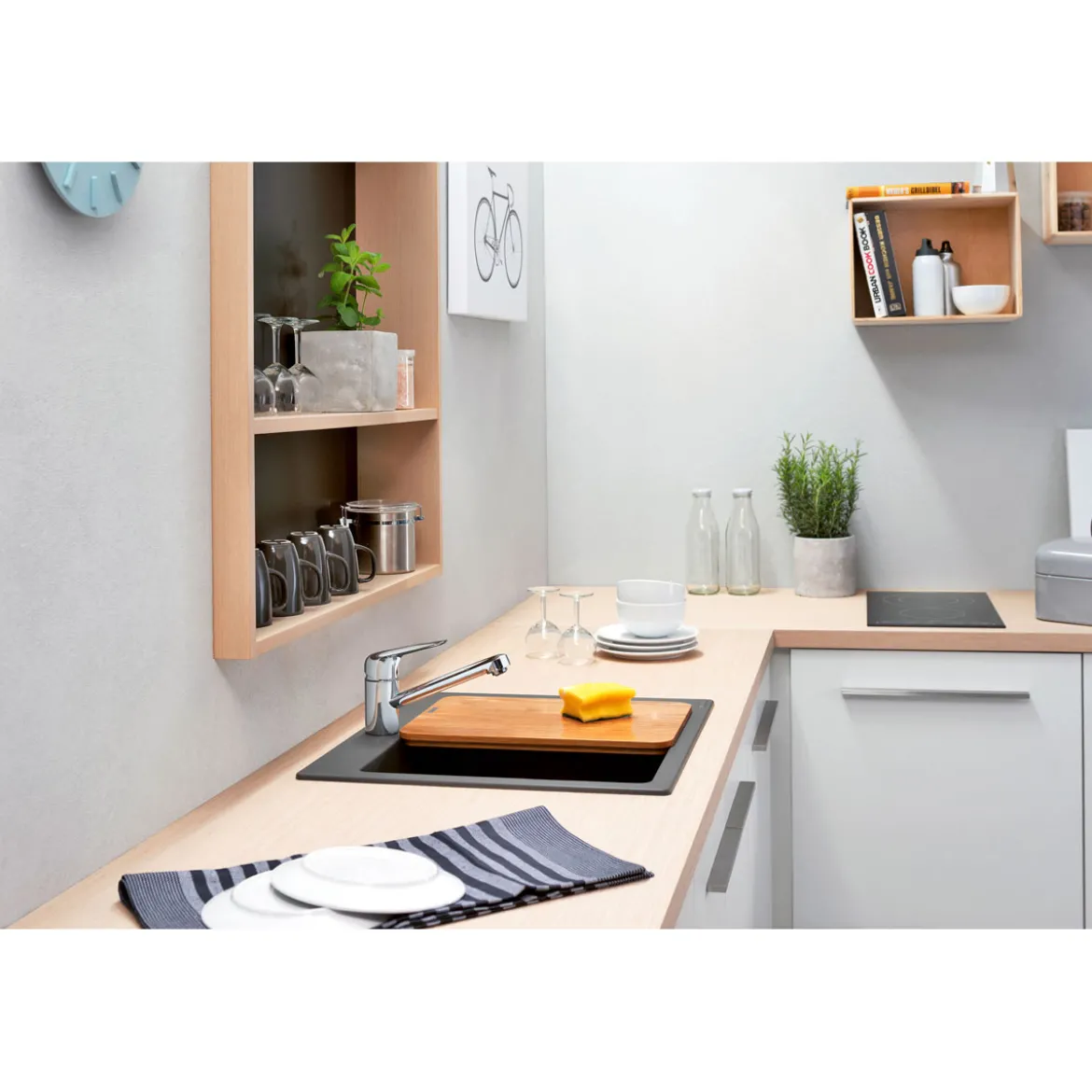 Hansgrohe Einhebel-Küchenmischer 100 Focus M42 mit CoolStart