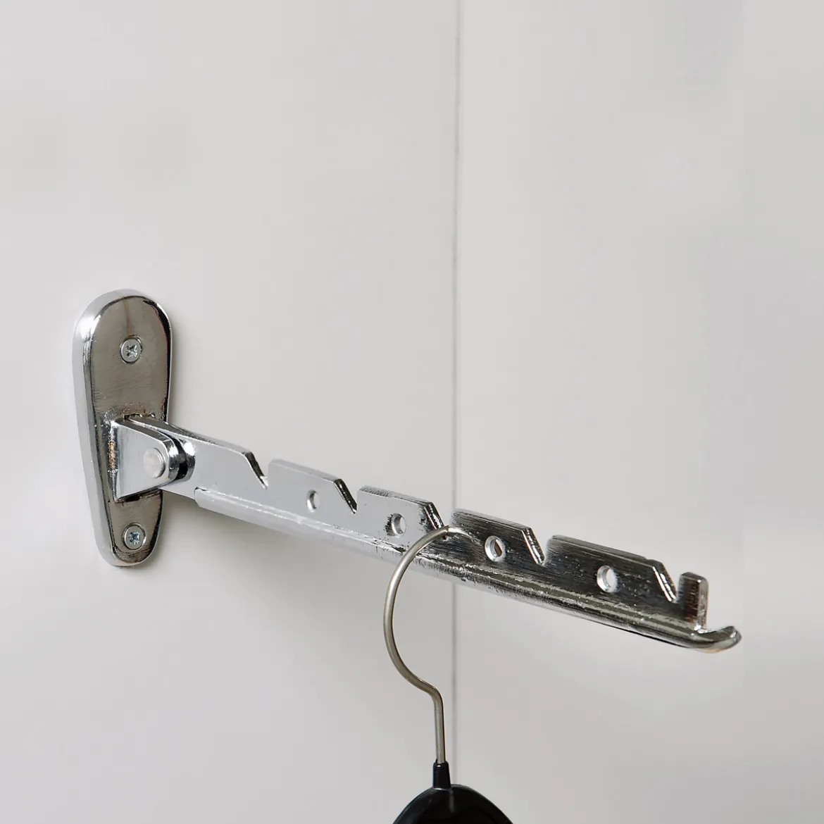 Suki Kleiderlüfter für 12 Kleiderbügel silber