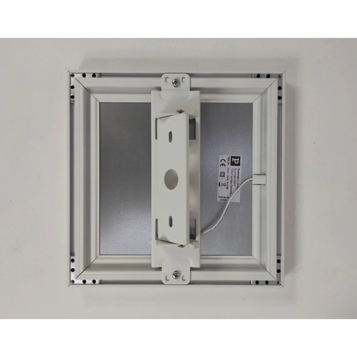 WallCeiling Velora LED Panel dim225x225 mm 12W weiss matt 230V Metall